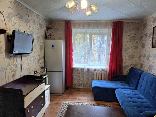 Продам комнату в 8-комн. квартире, Демьяна Бедного ул, 24к1, Санкт-Петербург г