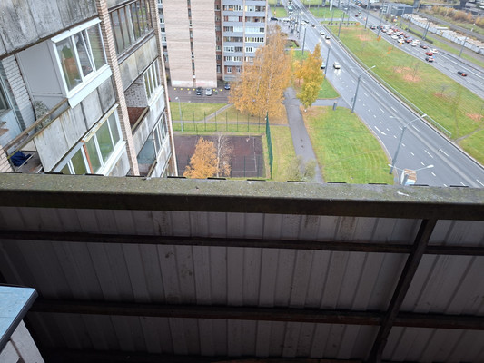 Продам комнату в 12-комн. квартире, Суздальский пр-кт, 61к1, Санкт-Петербург г