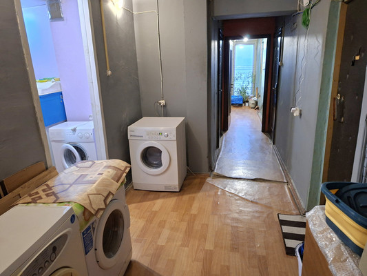 Продам комнату в 12-комн. квартире, Суздальский пр-кт, 61к1, Санкт-Петербург г