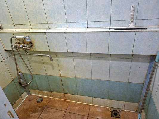 Продам комнату в 12-комн. квартире, Суздальский пр-кт, 61к1, Санкт-Петербург г