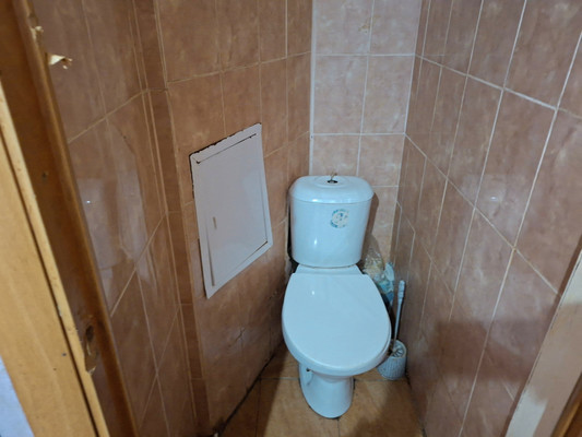 Продам комнату в 12-комн. квартире, Суздальский пр-кт, 61к1, Санкт-Петербург г