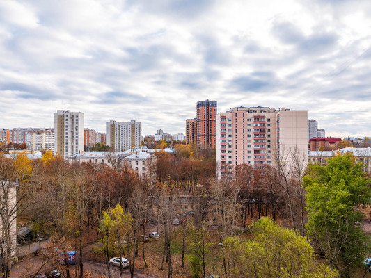 Продам трехкомнатную (3-комн.) квартиру, Сивашская ул, 7к2, Москва г