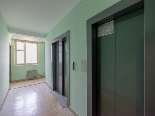 Продам трехкомнатную (3-комн.) квартиру, Сивашская ул, 7к2, Москва г