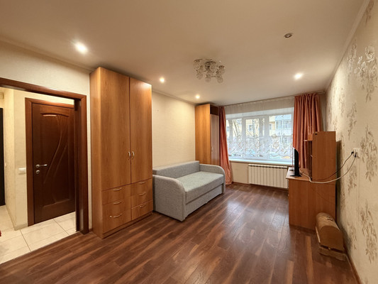 Продам однокомнатную (1-комн.) квартиру, Комсомольская ул, 27, Икша рп