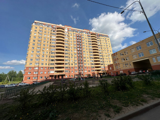 Продам однокомнатную (1-комн.) квартиру, Дмитровская ул, 6А, Базарово д