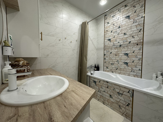 Продам однокомнатную (1-комн.) квартиру, Дмитровская ул, 6А, Базарово д