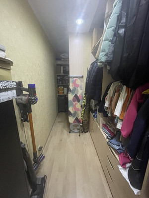 Продам трехкомнатную (3-комн.) квартиру, Больничный (Климовск мкр.) проезд, 2к2, Подольск г