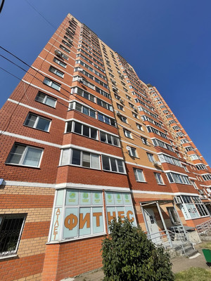 Продам трехкомнатную (3-комн.) квартиру, Больничный (Климовск мкр.) проезд, 2к2, Подольск г