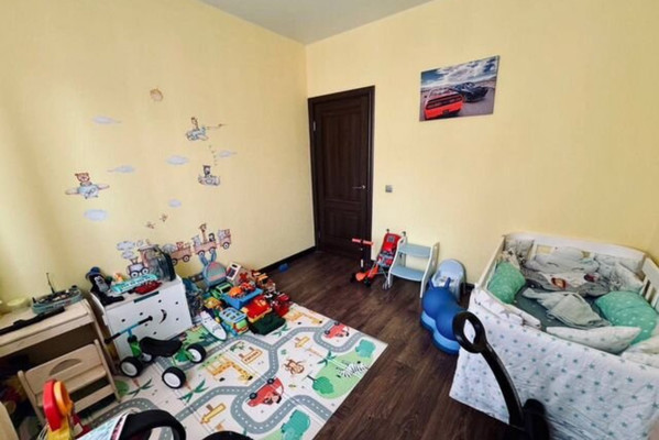 Продам трехкомнатную (3-комн.) квартиру, Пушкинская ул, 12к2, Ашукино дп