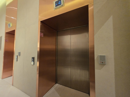 Продам трехкомнатную (3-комн.) квартиру, Академика Волгина ул, 2, Москва г