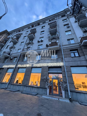 Продам трехкомнатную (3-комн.) квартиру, Ленинградский пр-кт, 24, Москва г