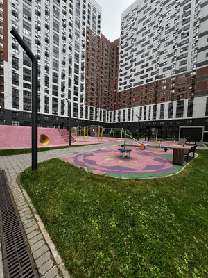Продам трехкомнатную (3-комн.) квартиру, Южная Битца р-н, 4, Бутово рп