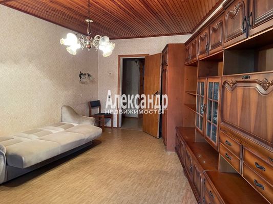 Продам трехкомнатную (3-комн.) квартиру, Гагарина ул, 39, Выборг г