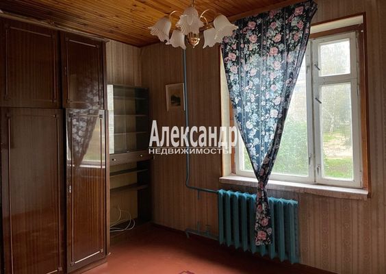 Продам трехкомнатную (3-комн.) квартиру, Гагарина ул, 39, Выборг г