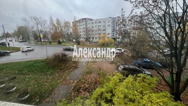 Продам трехкомнатную (3-комн.) квартиру, Гагарина ул, 39, Выборг г