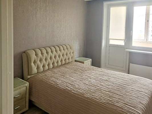 Продам трехкомнатную (3-комн.) квартиру, Уездная ул, 3, Чехов г