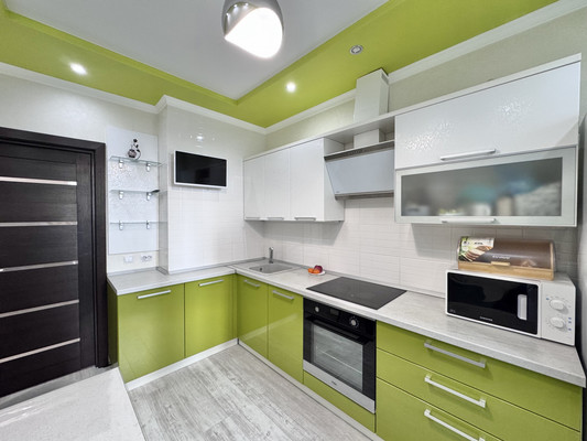 Продам однокомнатную (1-комн.) квартиру, Московский пер, 52к2, Брянск г