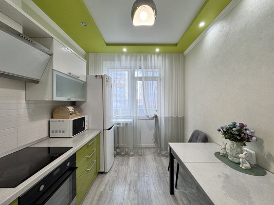 Продам однокомнатную (1-комн.) квартиру, Московский пер, 52к2, Брянск г