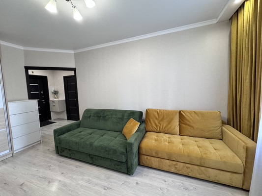 Продам однокомнатную (1-комн.) квартиру, Московский пер, 52к2, Брянск г