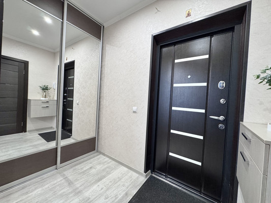 Продам однокомнатную (1-комн.) квартиру, Московский пер, 52к2, Брянск г