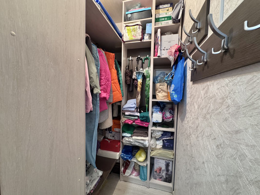 Продам однокомнатную (1-комн.) квартиру, Московский пер, 52к2, Брянск г