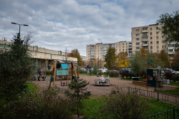 Продам однокомнатную (1-комн.) квартиру, Купчинская ул, 34к1, Санкт-Петербург г