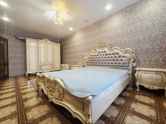 Продам многокомнатную квартиру, Мельникова пр-кт, 21/1, Химки г