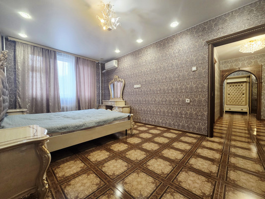 Продам многокомнатную квартиру, Мельникова пр-кт, 21/1, Химки г