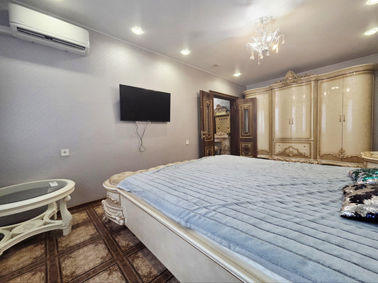 Продам многокомнатную квартиру, Мельникова пр-кт, 21/1, Химки г