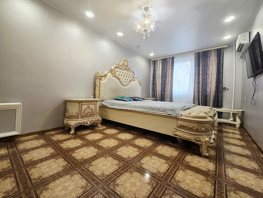 Продам многокомнатную квартиру, Мельникова пр-кт, 21/1, Химки г