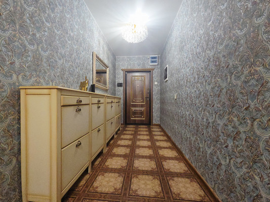 Продам многокомнатную квартиру, Мельникова пр-кт, 21/1, Химки г