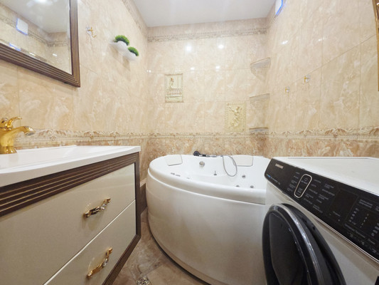 Продам многокомнатную квартиру, Мельникова пр-кт, 21/1, Химки г