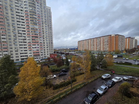 Продам многокомнатную квартиру, Мельникова пр-кт, 21/1, Химки г