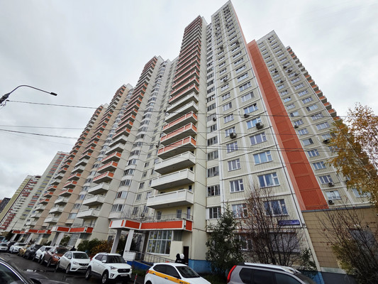 Продам многокомнатную квартиру, Мельникова пр-кт, 21/1, Химки г