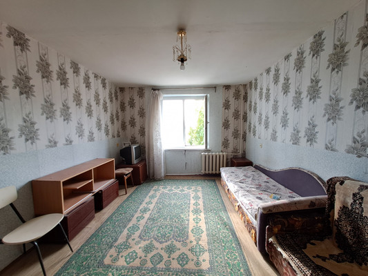 Продам однокомнатную (1-комн.) квартиру, Молодежная ул, 5а, Волгодонск г