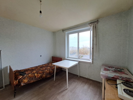 Продам однокомнатную (1-комн.) квартиру, Молодежная ул, 5а, Волгодонск г