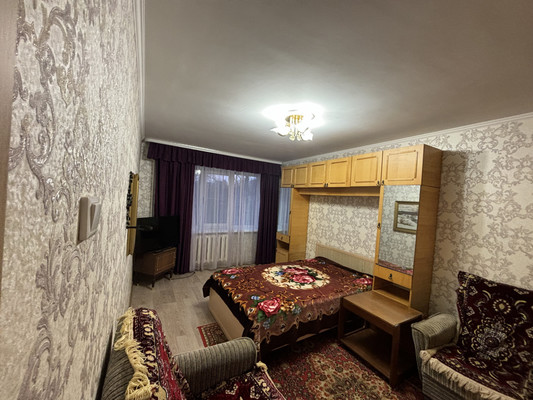 Сдам трехкомнатную (3-комн.) квартиру, Коммунистическая ул, 83, Сыктывкар г