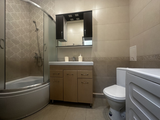 Продам однокомнатную (1-комн.) квартиру, Парковая ул, 64к1, Анапа г