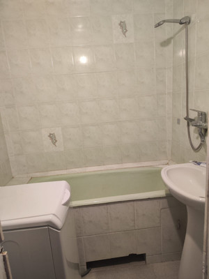 Продам однокомнатную (1-комн.) квартиру, Кржижановского ул, 1а, Грэсовский пгт