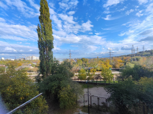 Продам однокомнатную (1-комн.) квартиру, Кржижановского ул, 1а, Грэсовский пгт