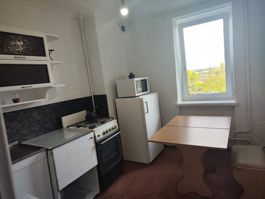 Продам однокомнатную (1-комн.) квартиру, Кржижановского ул, 1а, Грэсовский пгт