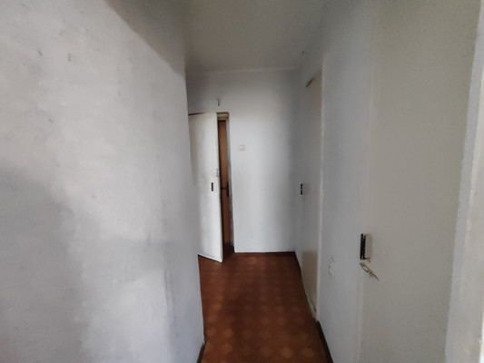 Продам однокомнатную (1-комн.) квартиру, Кржижановского ул, 1а, Грэсовский пгт