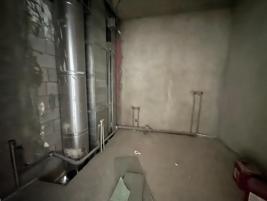 Продам трехкомнатную (3-комн.) квартиру, Тлостанова ул, 16к1, Нальчик г