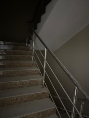 Продам трехкомнатную (3-комн.) квартиру, Тлостанова ул, 16к1, Нальчик г