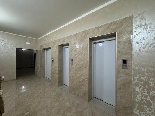 Продам трехкомнатную (3-комн.) квартиру, Тлостанова ул, 16к1, Нальчик г