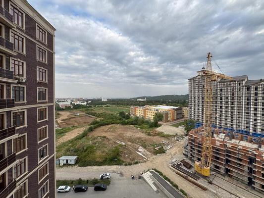 Продам трехкомнатную (3-комн.) квартиру, Тлостанова ул, 16к1, Нальчик г