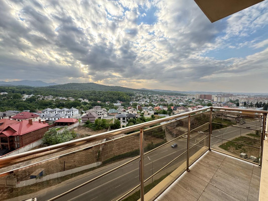 Продам трехкомнатную (3-комн.) квартиру, Тлостанова ул, 16к1, Нальчик г