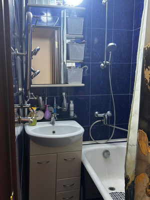 Продам двухкомнатную (2-комн.) квартиру, 2-я Краснодарская ул, 163/4, Ростов-на-Дону г