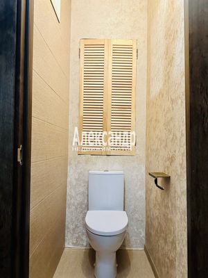 Продам двухкомнатную (2-комн.) квартиру, Октябрьская наб, 74к1, Санкт-Петербург г