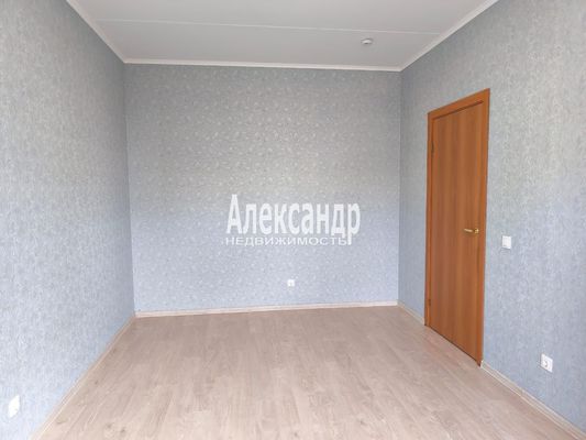 Продам трехкомнатную (3-комн.) квартиру, Знаменская ул, 1/8, Всеволожск г